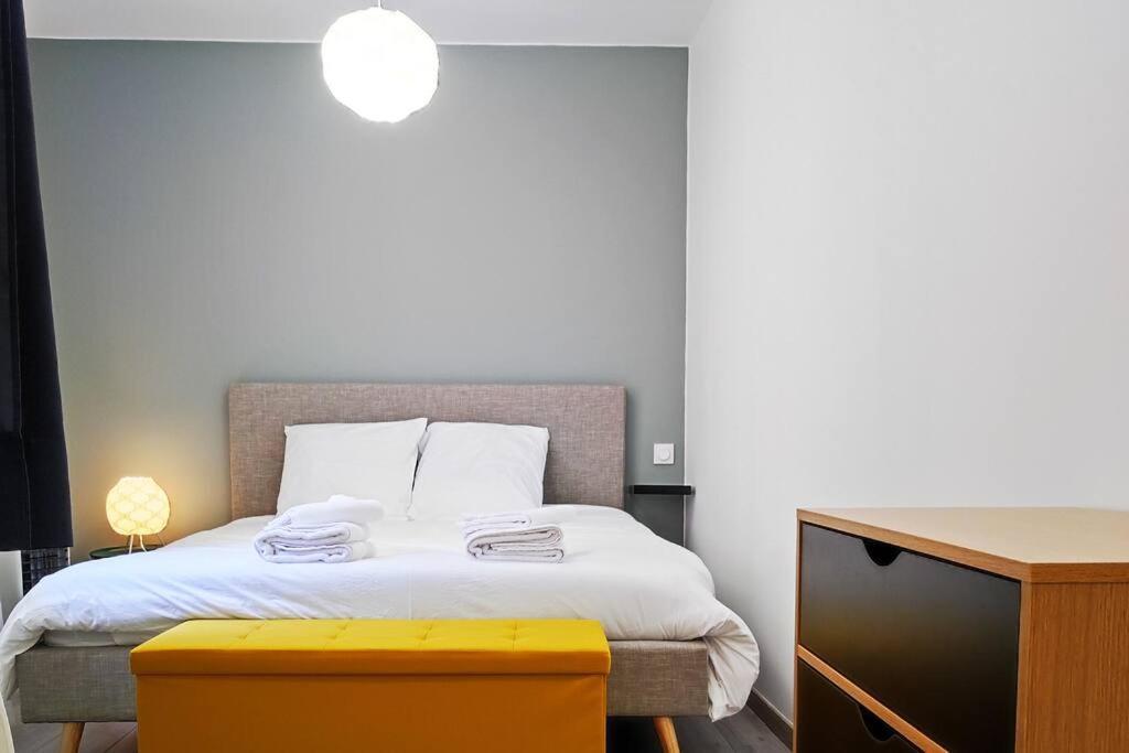 Apartamento Cocon De Charline - Charme Et Elegance Dans Le Centre Montauban Exterior foto